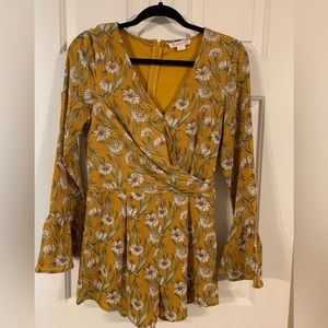 Love Riche, romper, size small